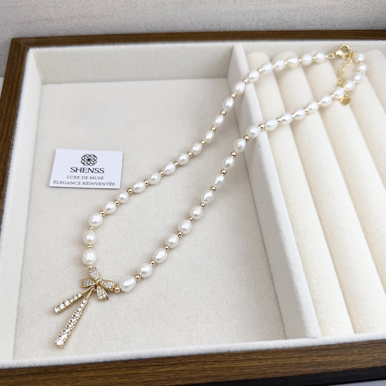 天然米型真珠の蝶結びネックレス、ブレスレット、イヤリングセッ - Pearl Necklace Set のレビューと価格
