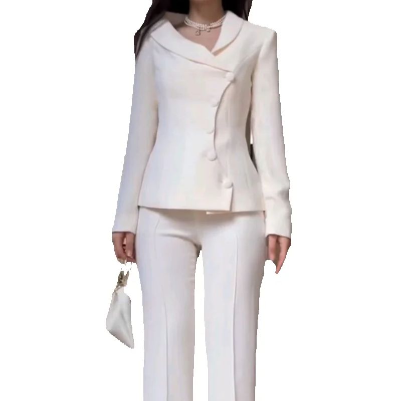 白人女性スーツセット 2 ピースブレザー + パンツズボンカ - Women'S Formal Wear For A Wedding のレビューと価格