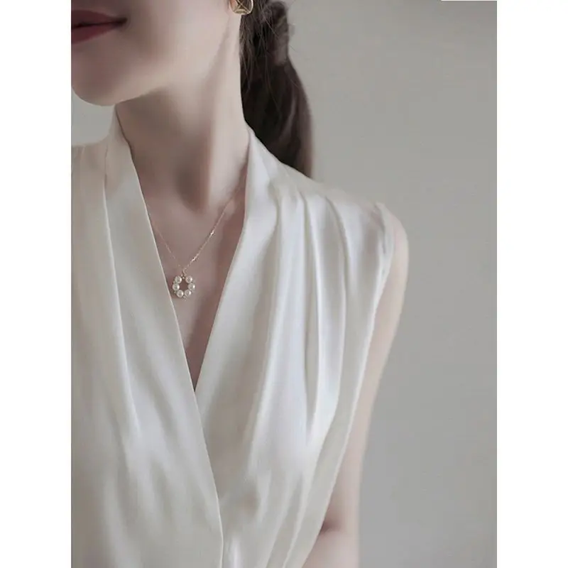 女性の裸の肩のVネックシャツとブラウス,ノースリーブのドレス - Women Formal Wear M&S のレビューと価格